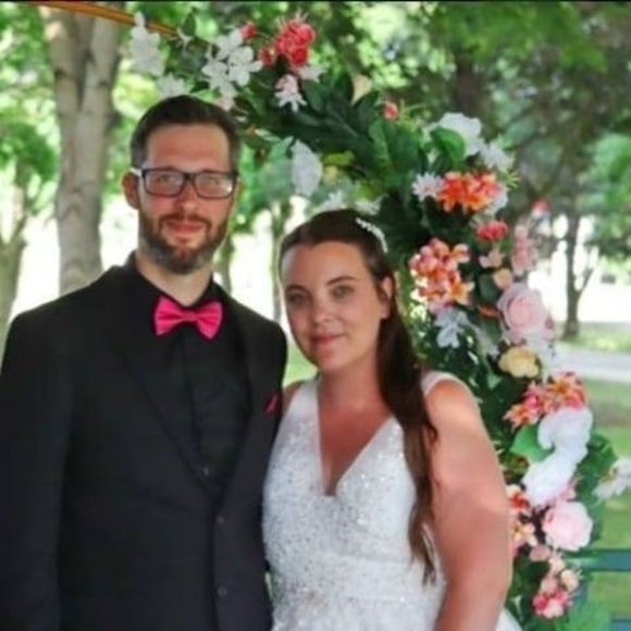 Meet your Posher, Amber - Picture 1 of 1